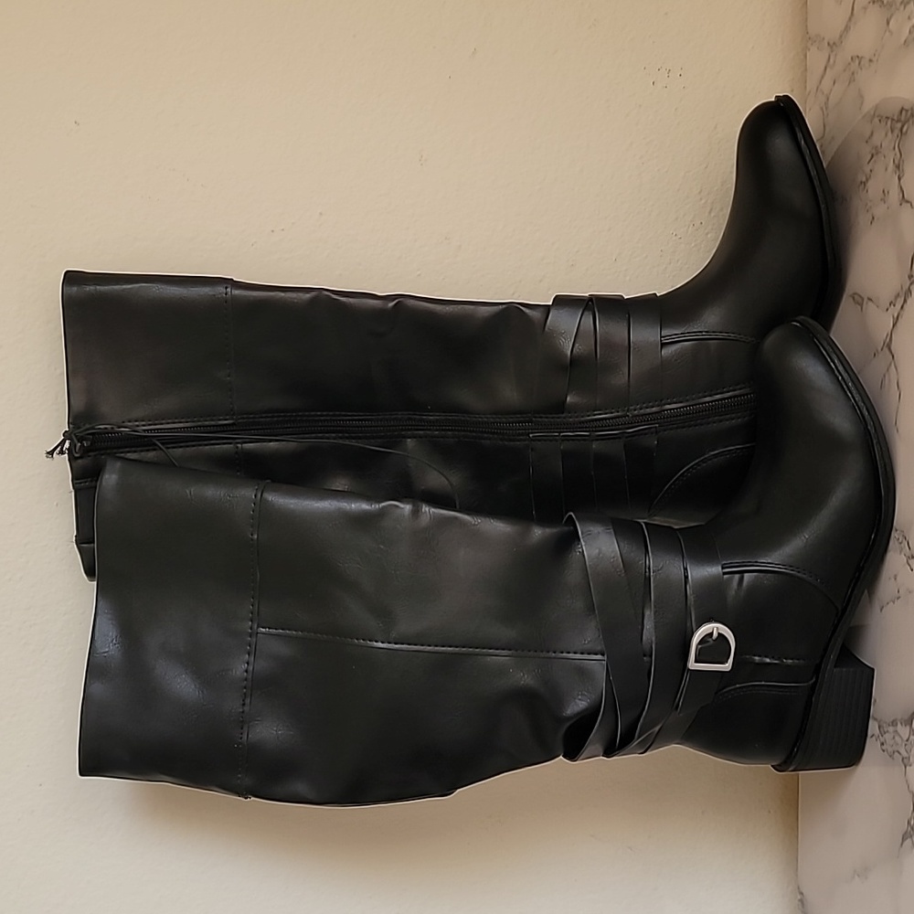 St. John's Bay Black Douglas Riding Boots Size 6.5 NWT